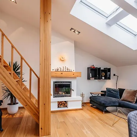 Airhome - Palm Tree Penthouse * Tallinn