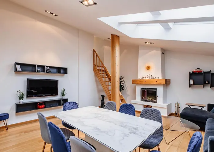 Airhome - Palm Tree Penthouse Apartment Reval