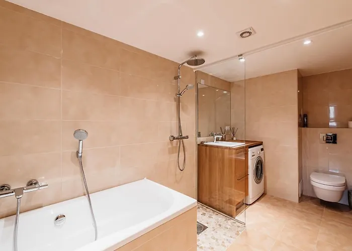 Airhome - Palm Tree Penthouse Talin