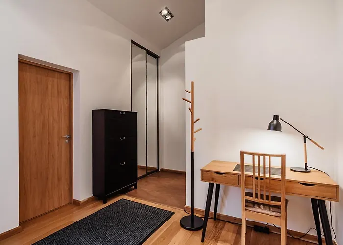 Airhome - Palm Tree Penthouse Apartman *