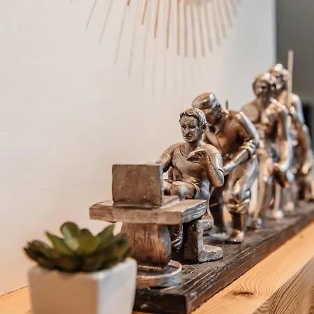 Airhome - Palm Tree Penthouse טאלין